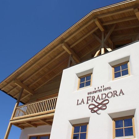 Hotel La Fradora - Dolomites Hotel St. Kassian Exterior foto