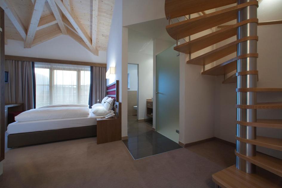 Hotel La Fradora - Dolomites Hotel St. Kassian Zimmer foto