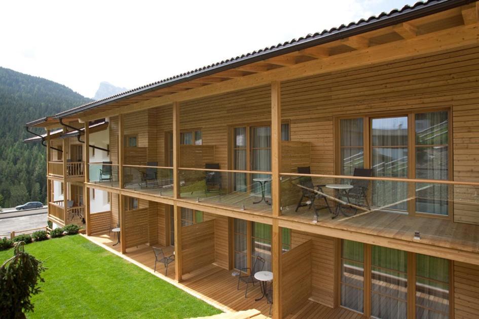 Hotel La Fradora - Dolomites Hotel St. Kassian Exterior foto